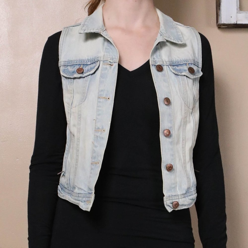Cropped Denim Vest